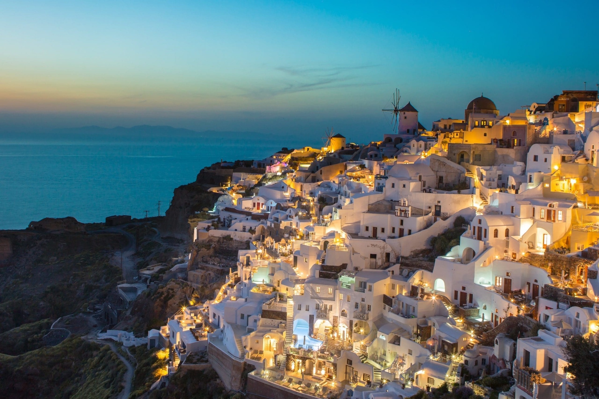 Location: <span>Santorini</span>