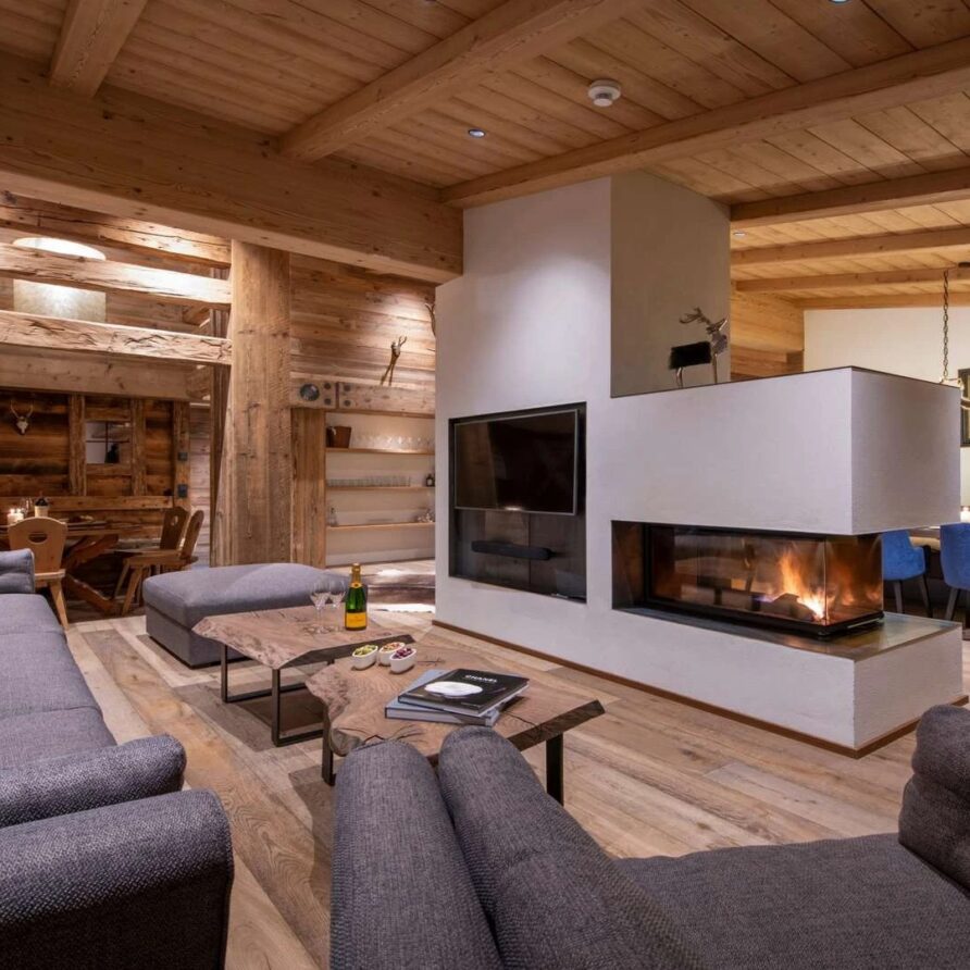 Luxury Chalet Kitzbühel with Pool & Sauna